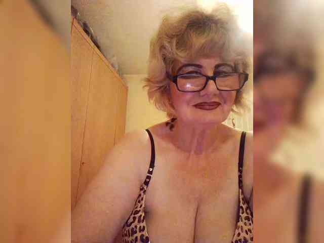 BoloshkaBlonda webcam