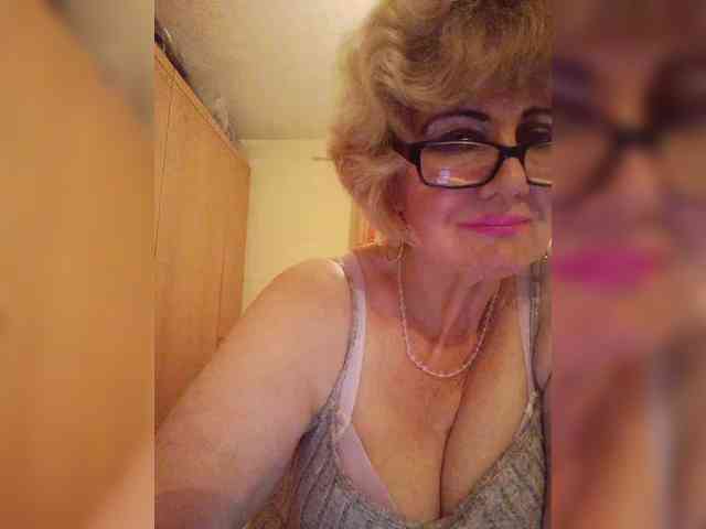 BoloshkaBlonda webcam