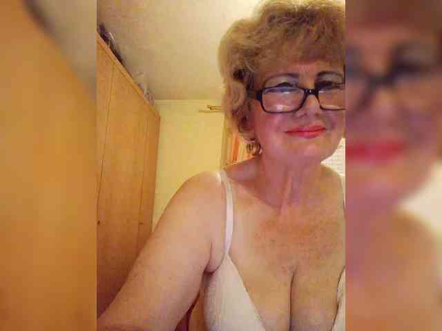 BoloshkaBlonda webcam