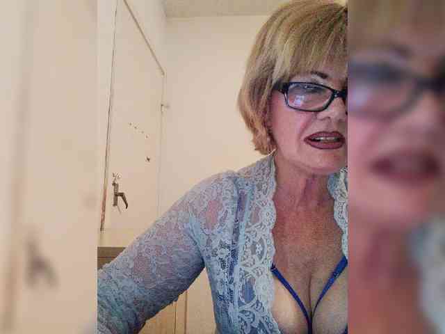 BoloshkaBlonda webcam