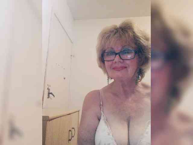 BoloshkaBlonda webcam