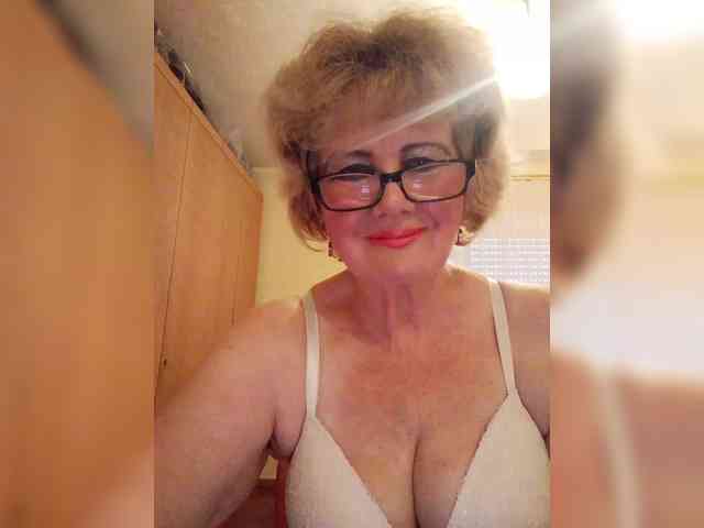 BoloshkaBlonda webcam