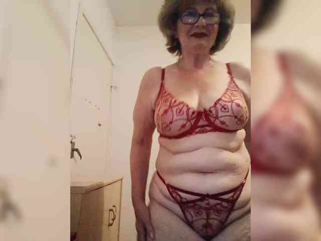 MoonGoddess webcam