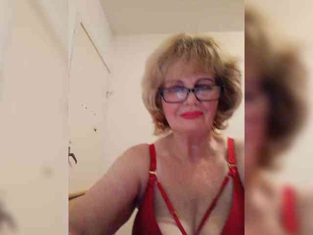 MoonGoddess webcam
