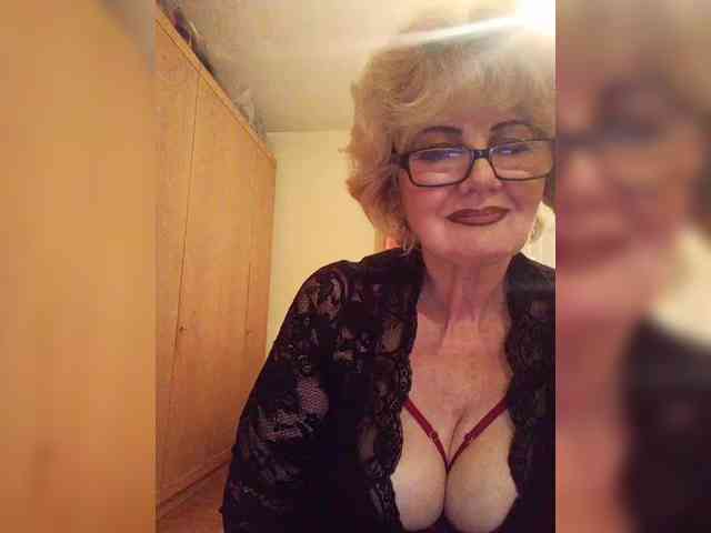 BoloshkaBlonda webcam