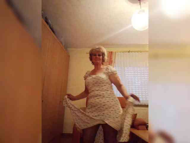 BoloshkaBlonda webcam