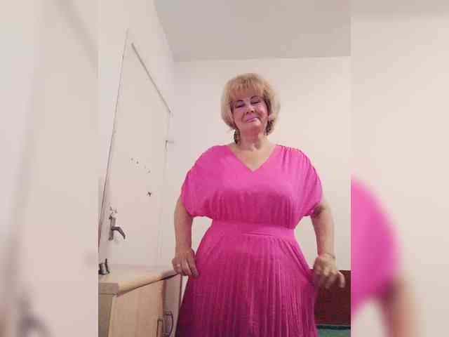 BoloshkaBlonda webcam
