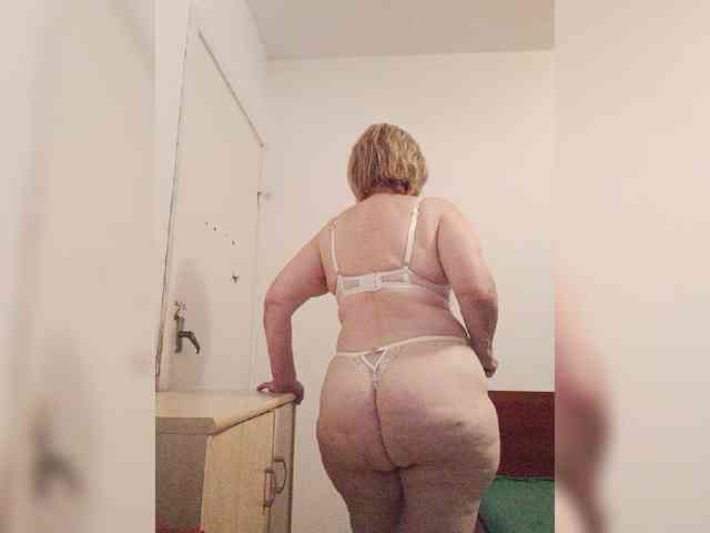 BoloshkaBlonda webcam