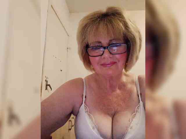BoloshkaBlonda webcam