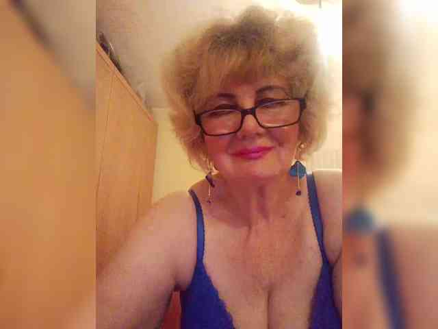 BoloshkaBlonda webcam