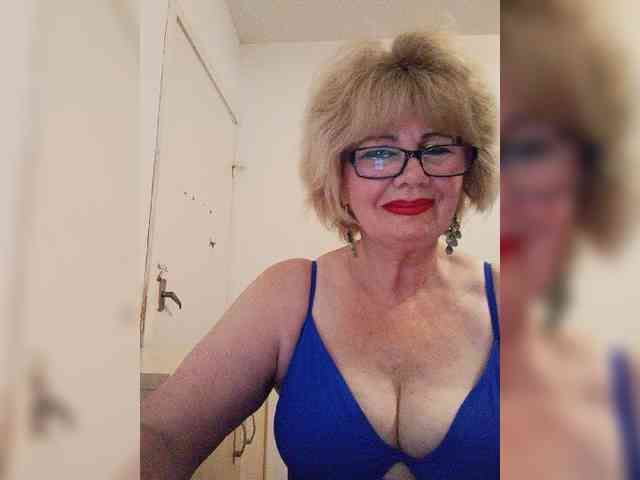 BoloshkaBlonda webcam