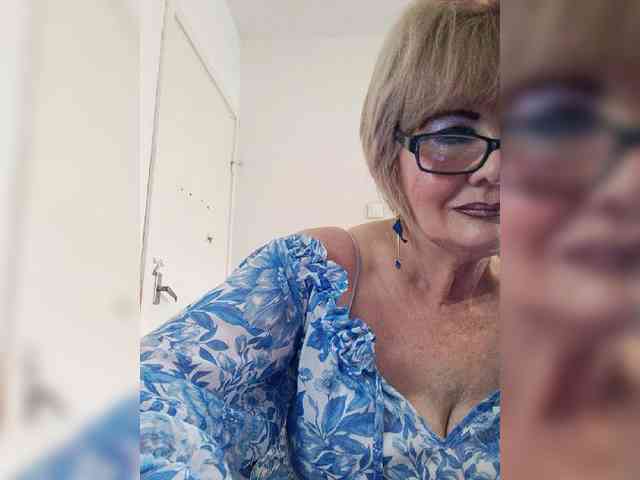 BoloshkaBlonda webcam