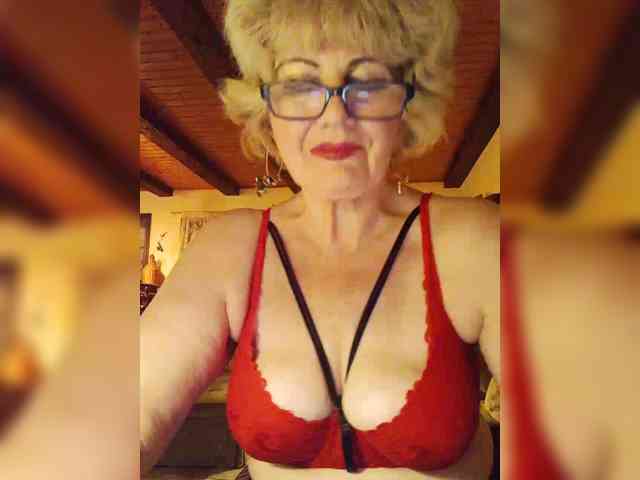 BoloshkaBlonda webcam