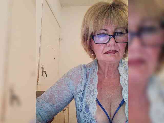 BoloshkaBlonda webcam