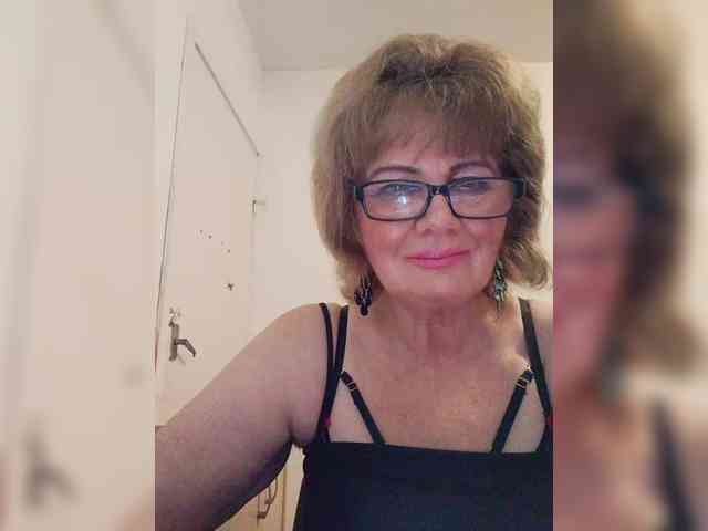 MoonGoddess webcam