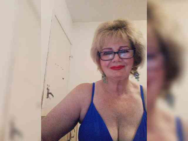 KASANDRABOLOSHKA Sex Cam Show