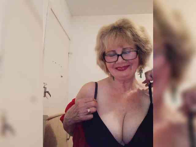 BoloshkaBlonda webcam