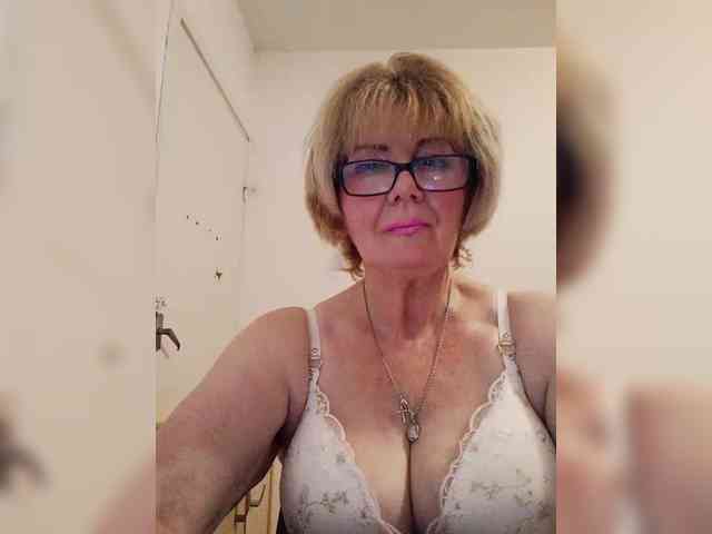 BoloshkaBlonda webcam
