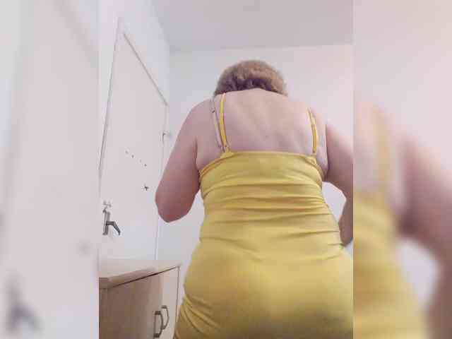 BoloshkaBlonda webcam