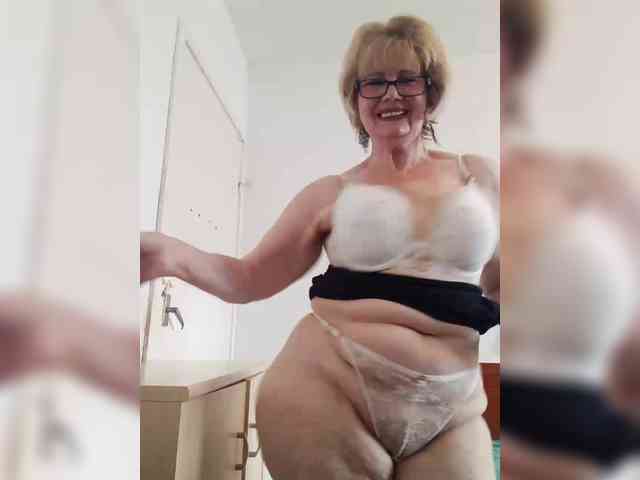 KASANDRABOLOSHKA Sex Cam Show