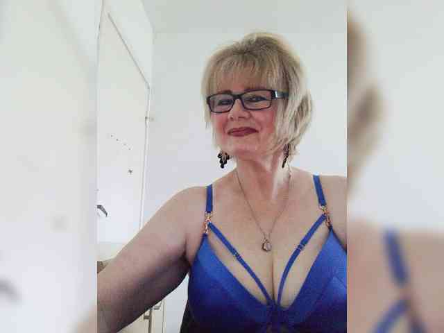 BoloshkaBlonda webcam