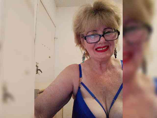 BoloshkaBlonda webcam