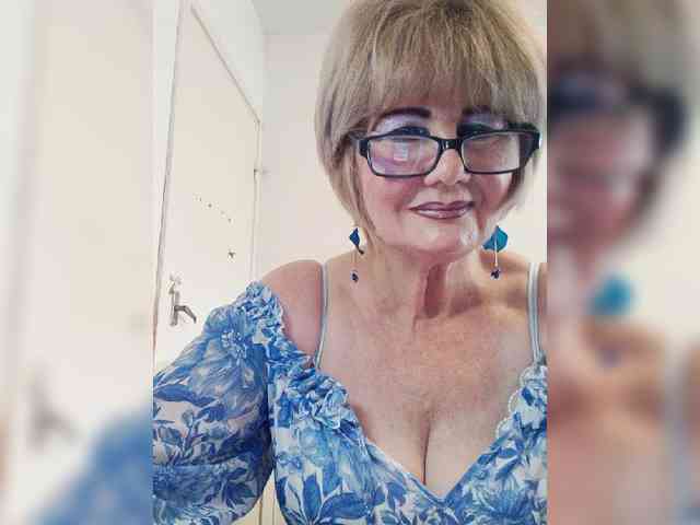 BoloshkaBlonda webcam