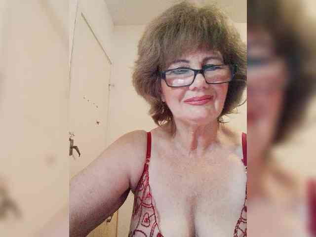 MoonGoddess webcam
