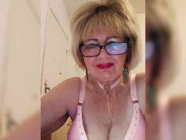 BoloshkaBlonda webcam