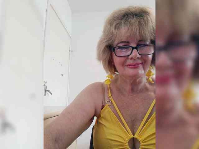 BoloshkaBlonda webcam