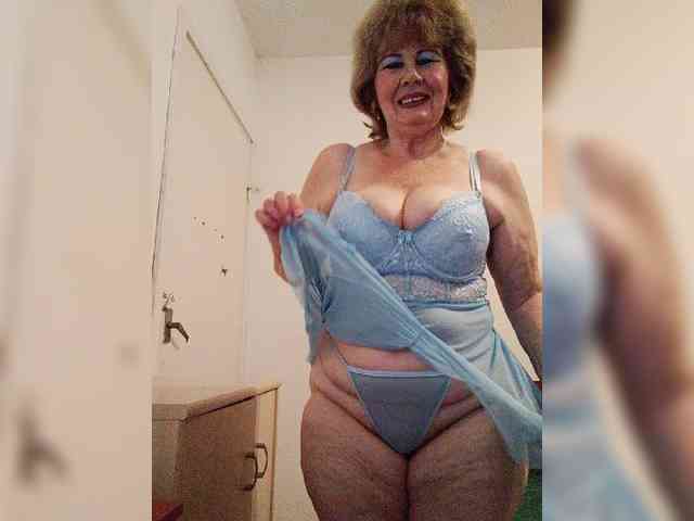 MoonGoddess webcam