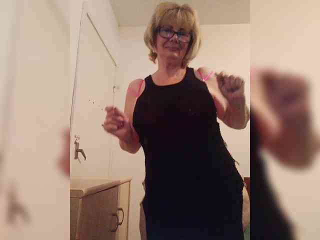 BoloshkaBlonda webcam