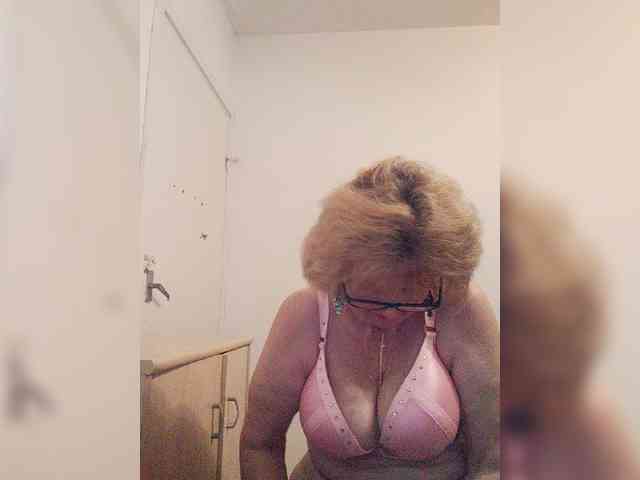 BoloshkaBlonda webcam