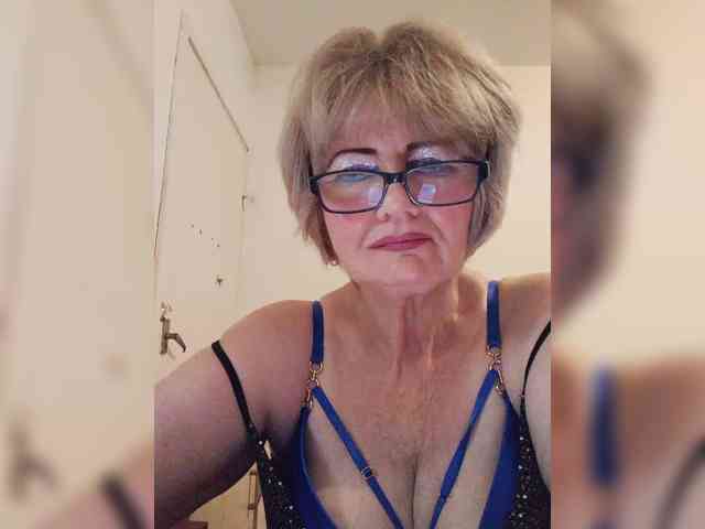 BoloshkaBlonda webcam
