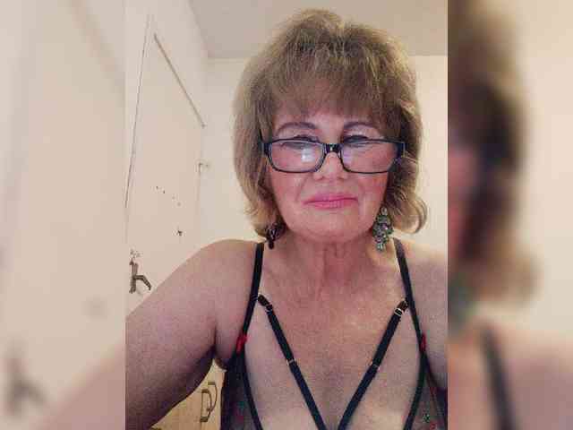 MoonGoddess webcam