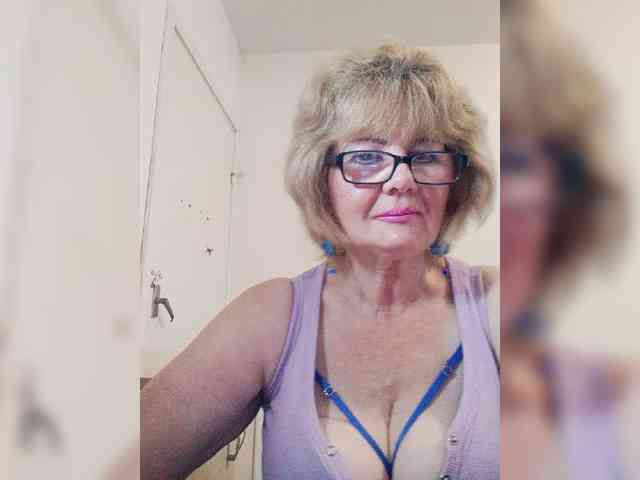 BoloshkaBlonda webcam