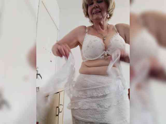 BoloshkaBlonda webcam