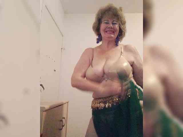 MoonGoddess webcam