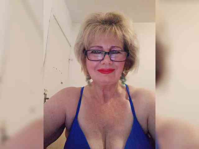 KASANDRABOLOSHKA Sex Cam Show