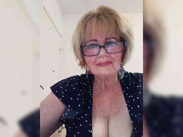 BoloshkaBlonda webcam