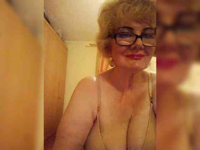 BoloshkaBlonda webcam