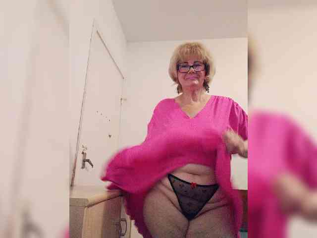 BoloshkaBlonda webcam