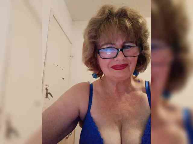 MoonGoddess webcam