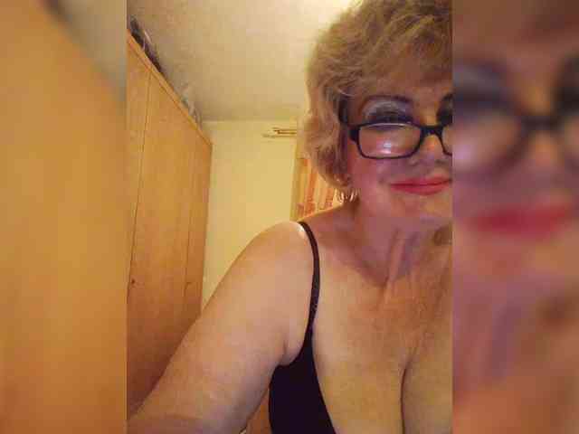 BoloshkaBlonda webcam