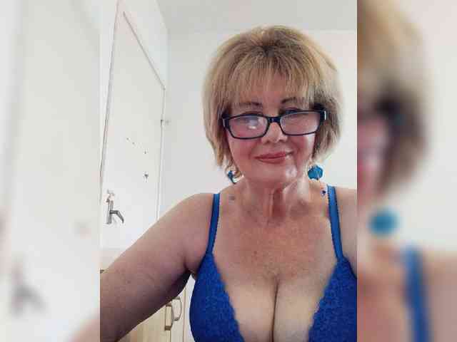 BoloshkaBlonda webcam