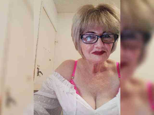 BoloshkaBlonda webcam