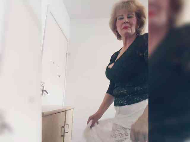 BoloshkaBlonda webcam