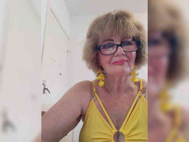 BoloshkaBlonda webcam