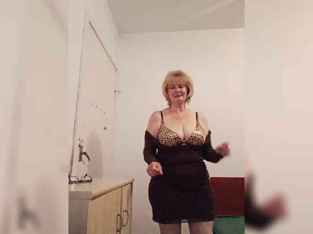 KASANDRABOLOSHKA Sex Cam Show