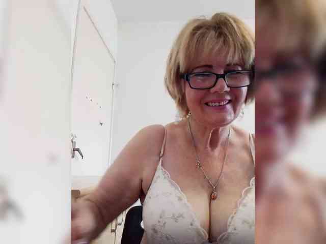 BoloshkaBlonda webcam